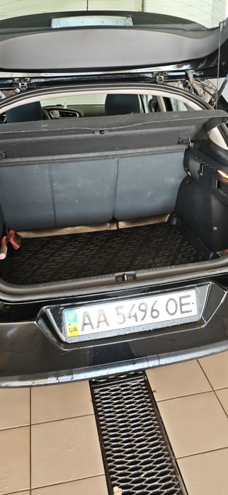 Citroen c4 2013рік 1.6дизель