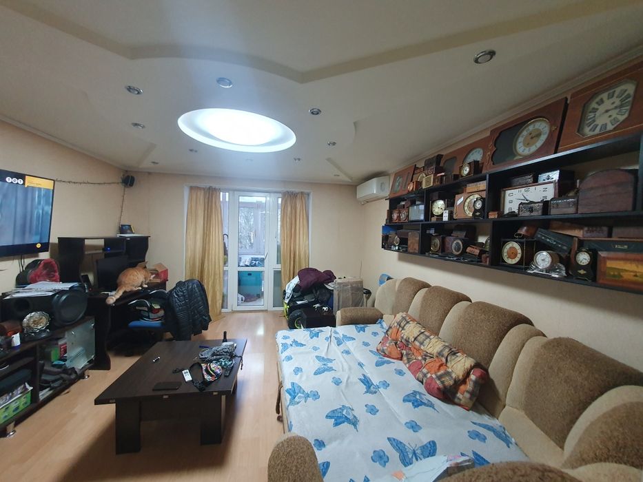 Продам 3к квартиру в центре