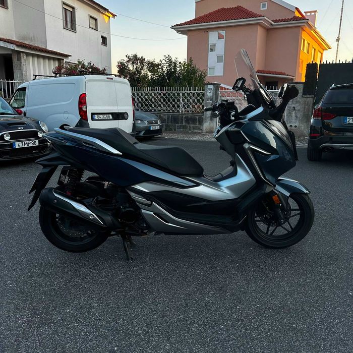 Honda Forza 300 ABS