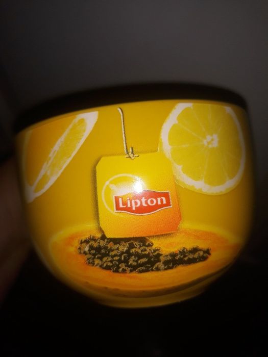 Komplet  filiżanek lipton