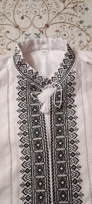 Вишиванка чоловіча, 42 р або L