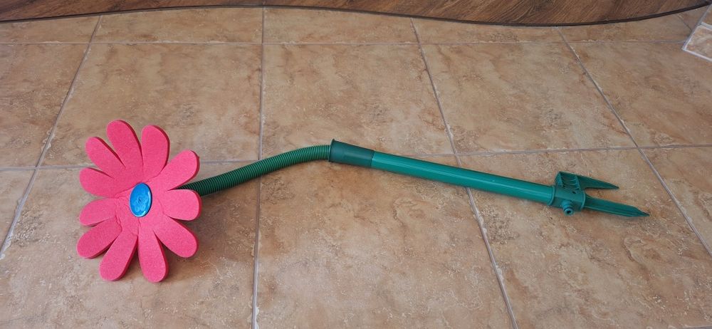 Zraszacz ogrodowy kwiat