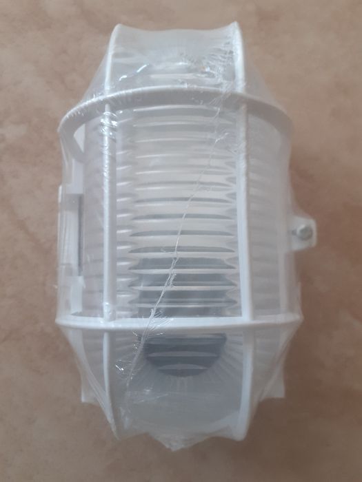 Sprzedam nową oprawę lampy OVAL 60 LENA LIGHTING