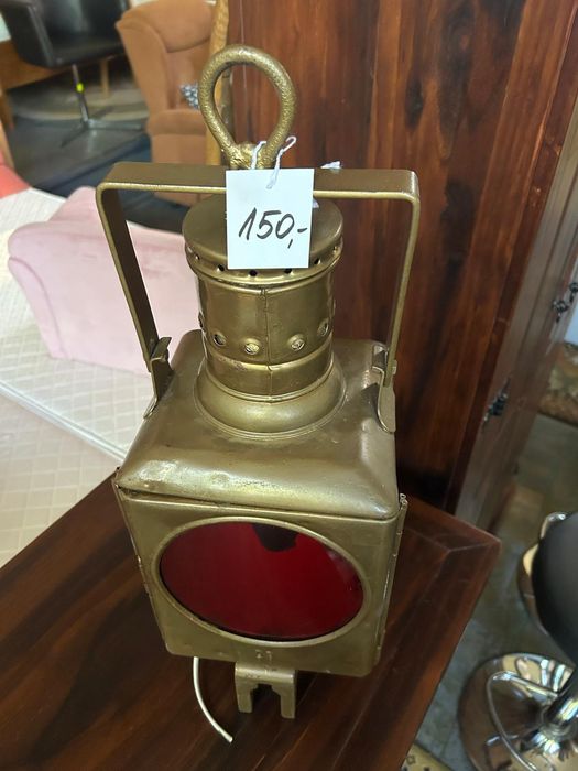 Stara lampa kolejowa