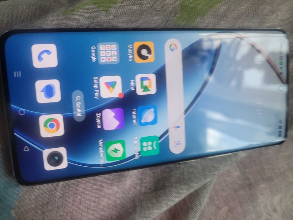 realme 12 pro + 5G 8g