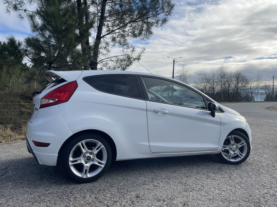 Ford fiesta 1.6 Sportvan