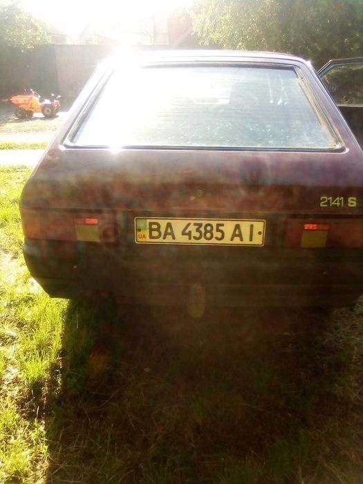 автомобіль Москвіч 2141