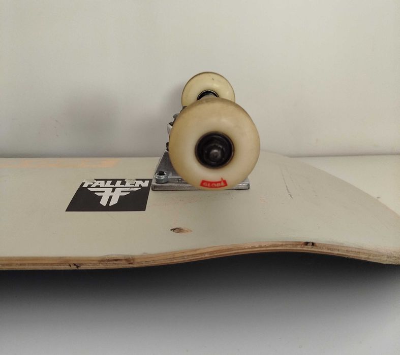 Skate completo GLOBE