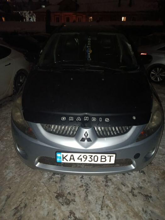 Продам mitsubishi grandis