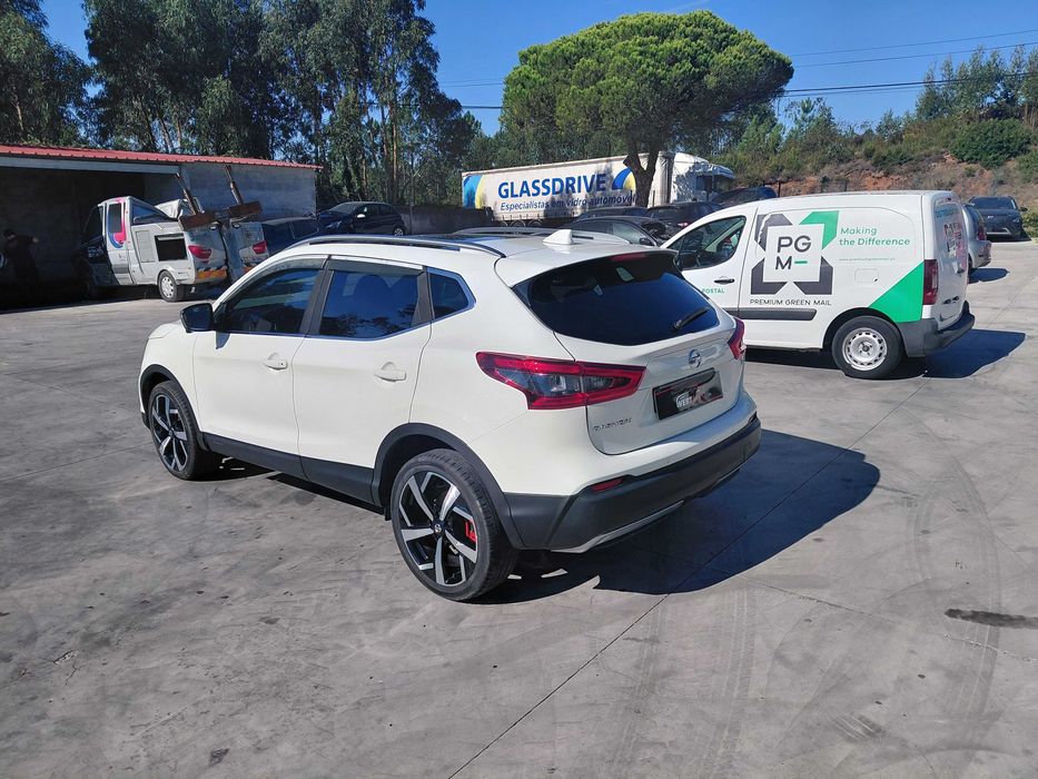 Nissan Qashqai 1.6 dCi Tekna Premium (Facelift)