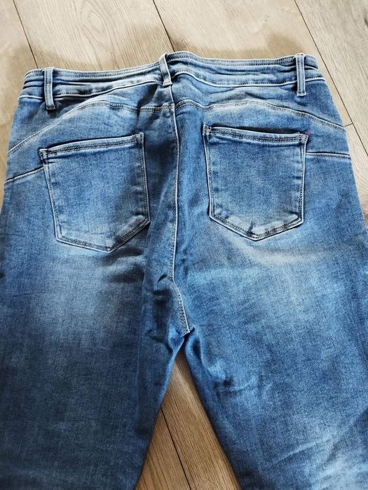 Spodnie Jeans Push up 44/46