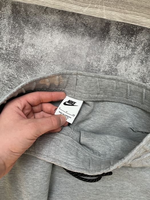 штани Nike Tech Fleece