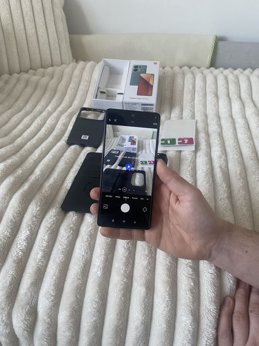 Xiaomi Hyperos Redmi Note 13 pro