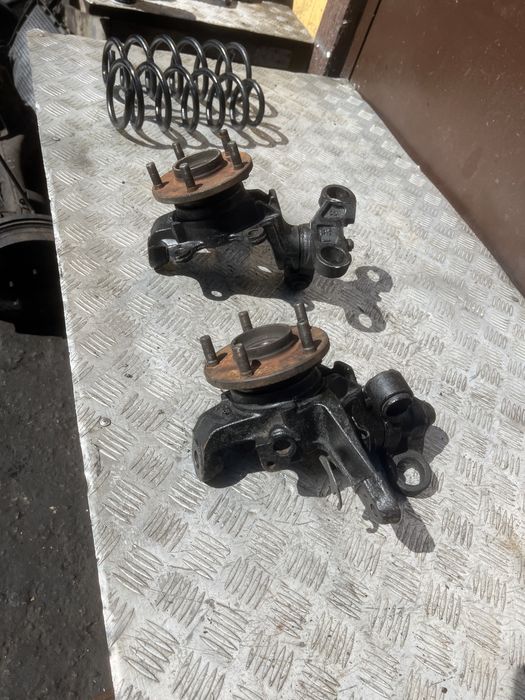 Ниссан примера год 04 nissan primera p12 цапфа кулак