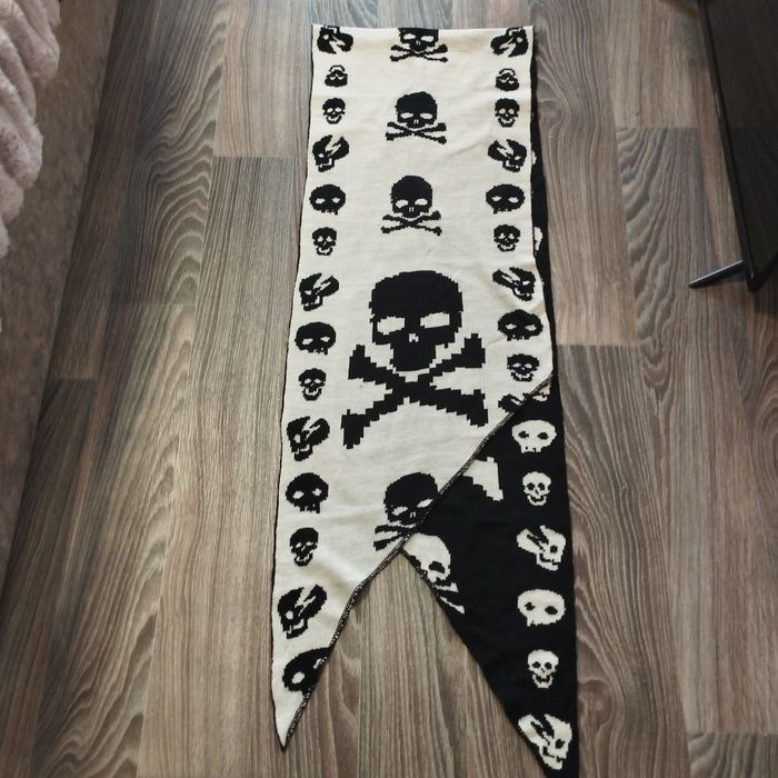 Великий двухсторонній зимні́й шарф мерч Череп 250*40