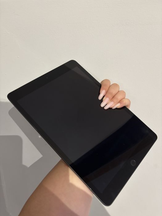 Ipad 9 generacji - srebrny 64GB