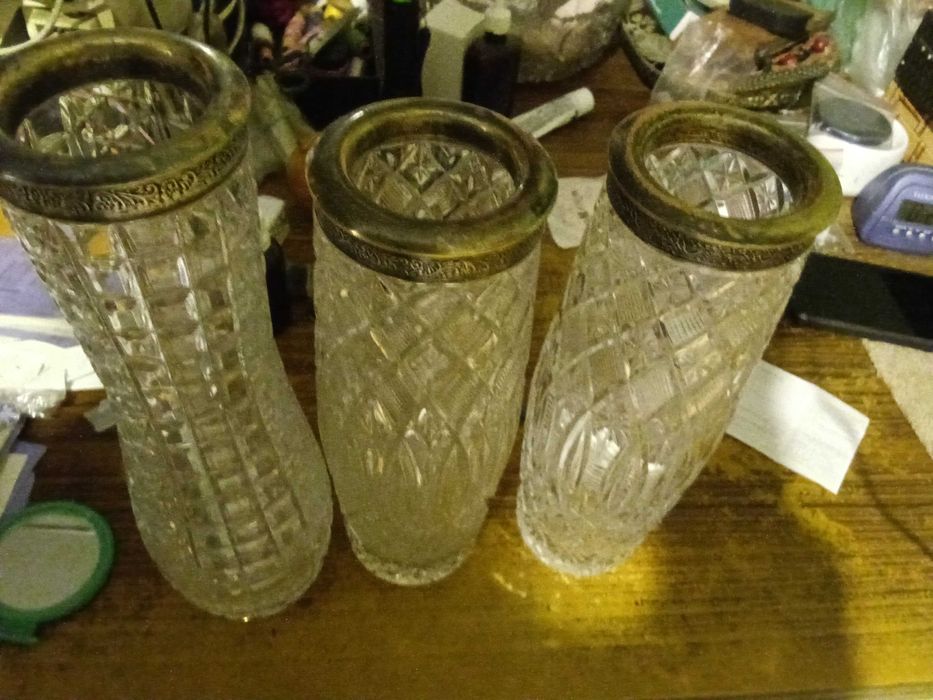 Ваза-хрусталь продам !