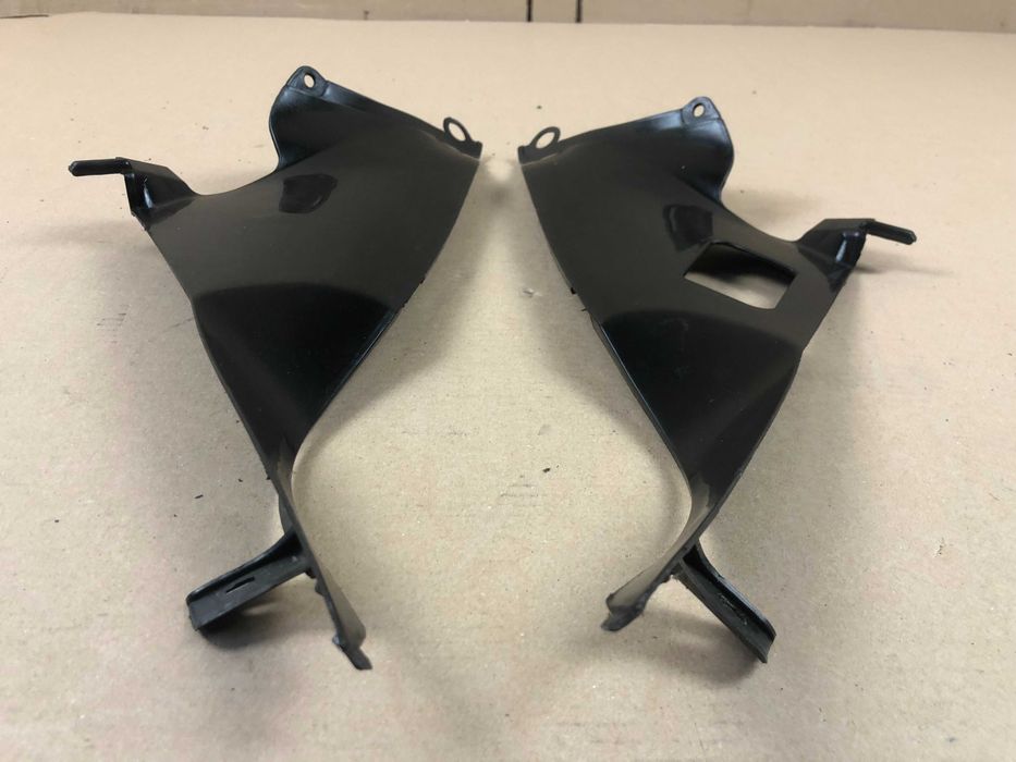 Suzuki GSX-R 600 700 K6 K7 Wypełnienie Dolne Lampy Czaszy Owiewki