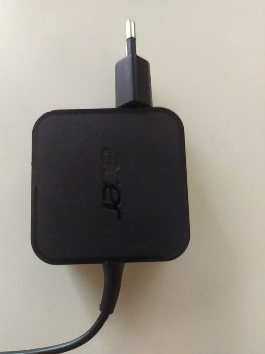 Блок питания зарядка acer w15-045n4b 19v 2.37a 45в