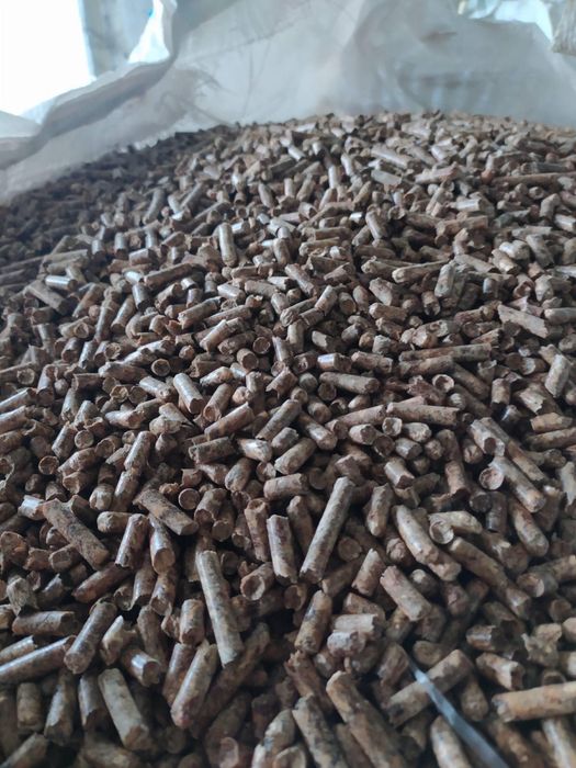 pellet Гранулы пеллеты пелеты пелети пеллети пелета пеллета