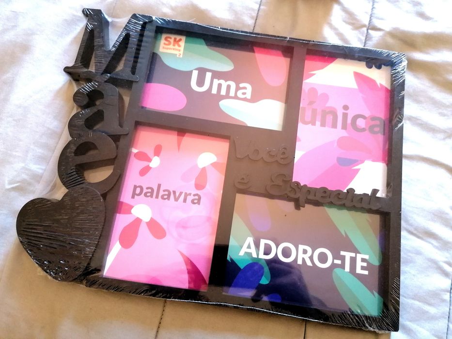 Moldura 4 fotos "MÃE" (Nova e embalada)