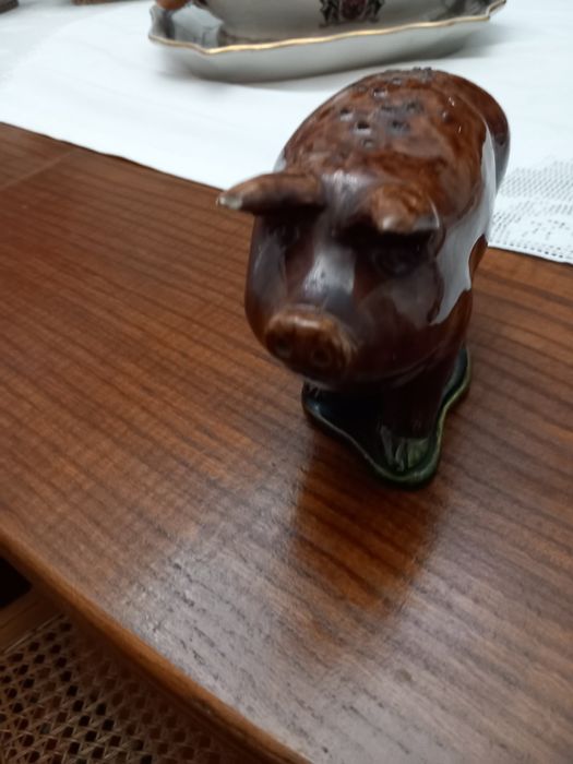 Paliteiro formato de porquinho