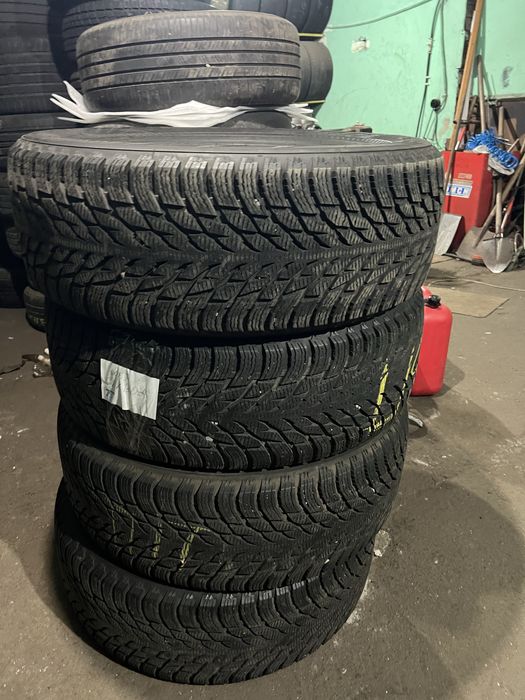 275/60 r 20 nokian tyres HAKKAPELIITTA R3 SUV