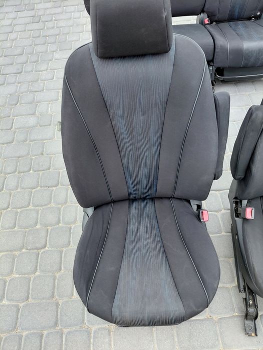 Fotele Mazda 5 cw