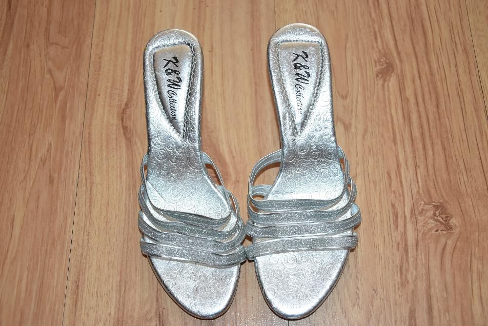 eleganckie srebrne klapki roz 39,5-40