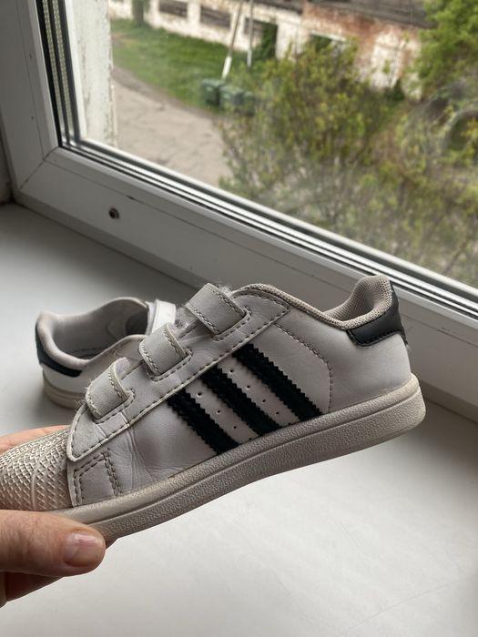 Дитячі кросівки  adidas