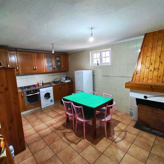 Moradia T4 - c/área para Reconstrução – Oportunidade