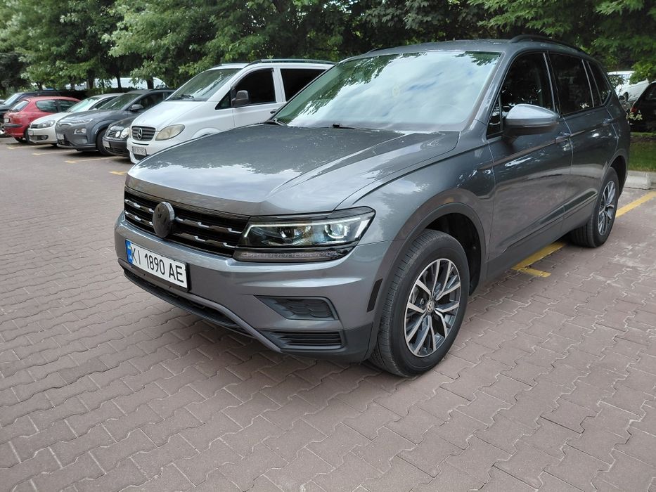 VW Tiguan  2019 2.0 передній привід