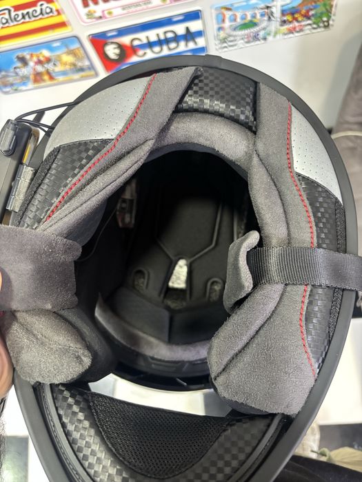Capacete 130R Kashima Carbon Gloss Black