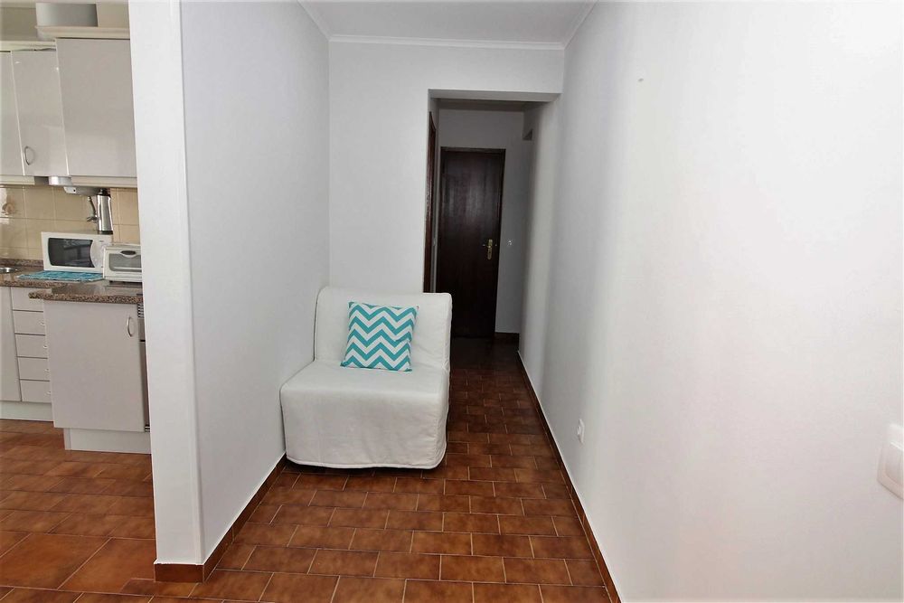 Armação de Pera Setembro c/ garagem/ 210m da Praia