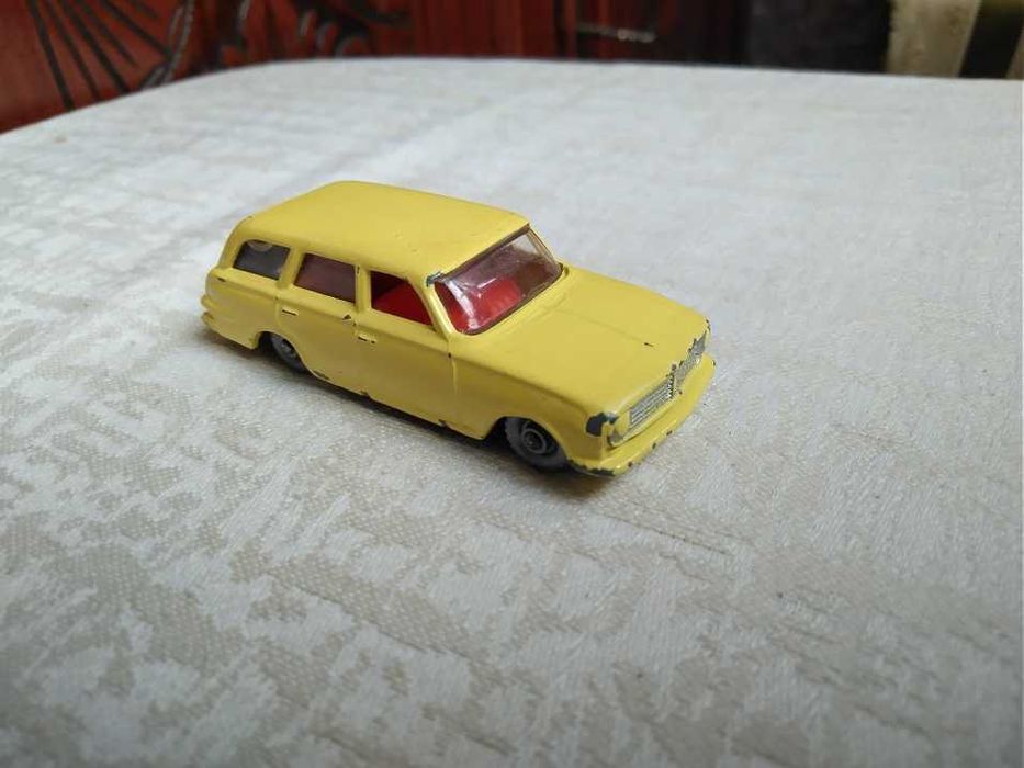 Matchbox  Lesney VAUXHALL VICTOR Estate Car