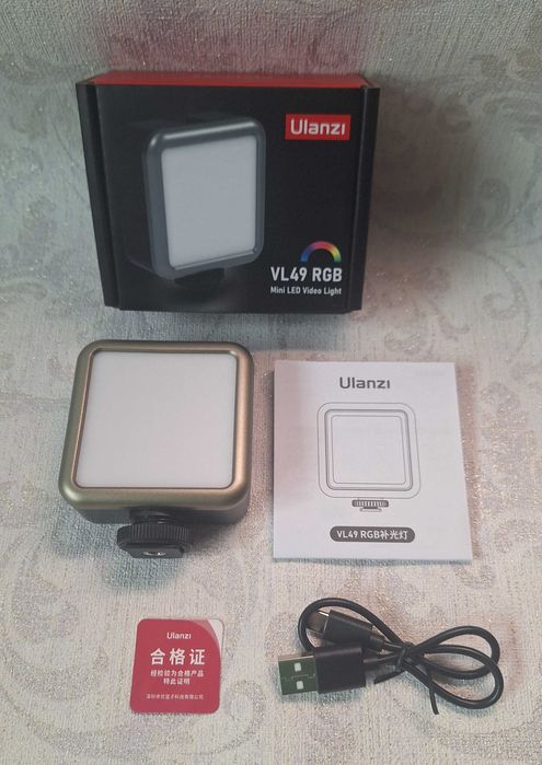 Накамерный LED- свет RGB, 1/4 магнит, 2000мАч, фотосвет ULANZI VL49