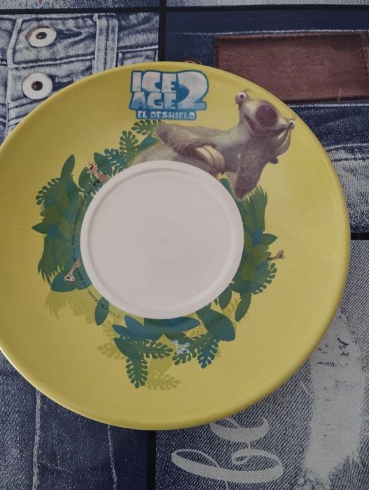 Conjunto de pequeno almoço novo