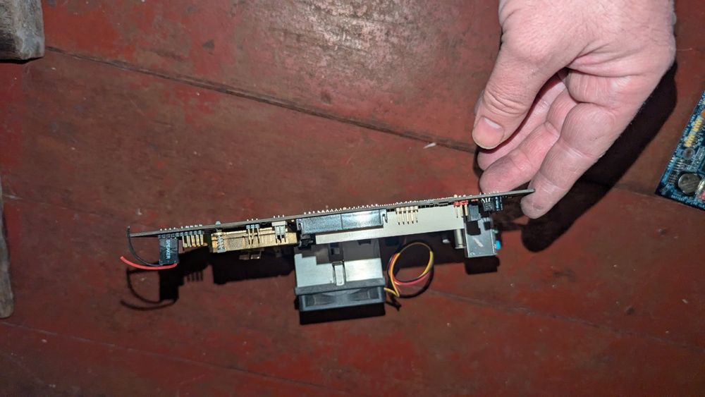 Материнська плата Gigabyte GA-M61VME-S2 (Socket AM2) + Кулер