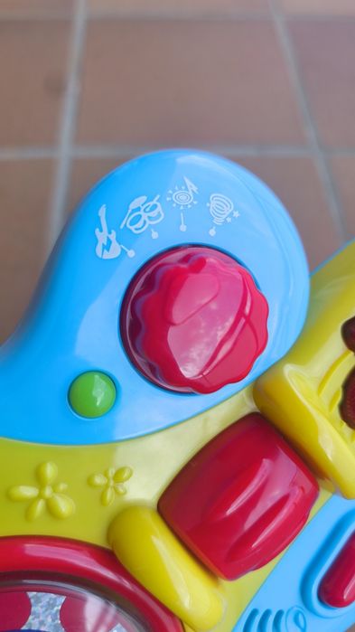 Guitarra PlayGo Tiny Musicians