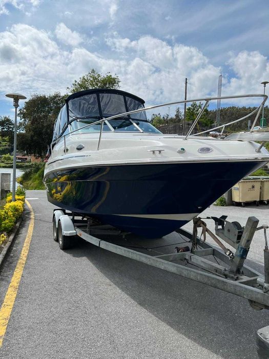 Sea Ray 240 Sundancer