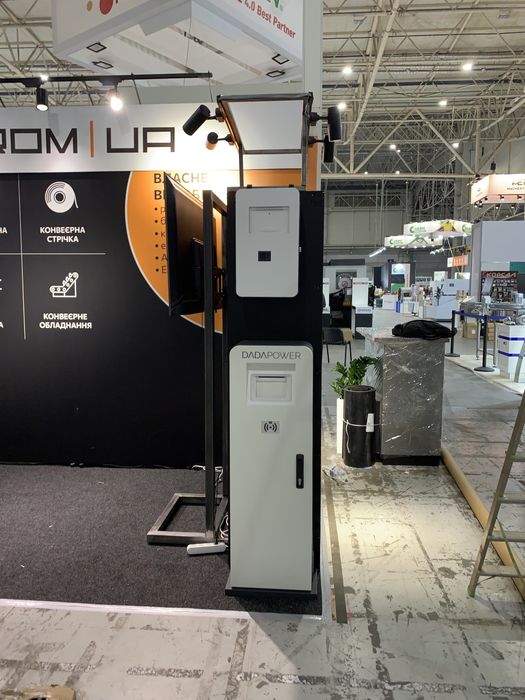 Металообробка: лазерний розкрій, гнуття, зварювання, фарбування.