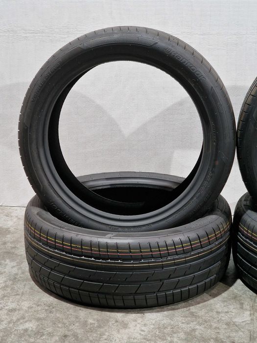 [Como Novos] 4 Pneus 225/45R19 HANKOOK