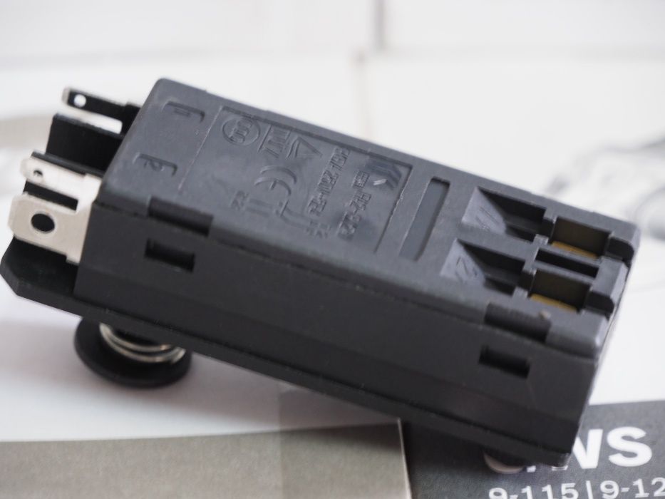 BOSCH wylacznik wlacznik młot GBH GSH wiertarka wurth berner bti 230v