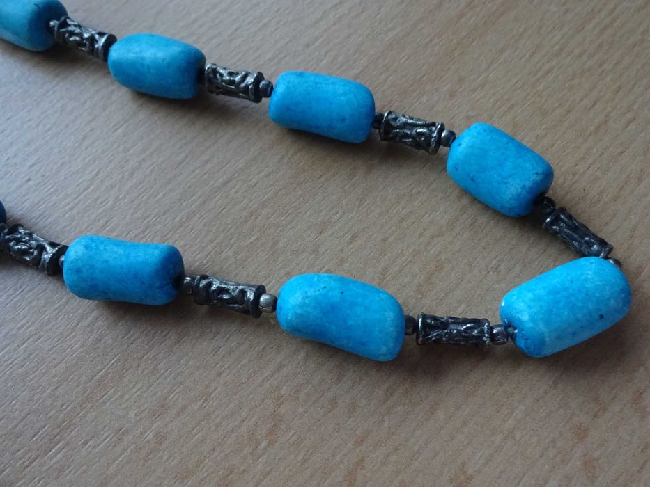 Naszyjnik walce z turkusowego kamienia