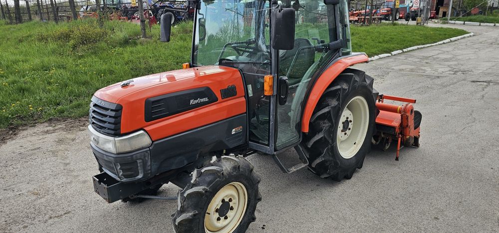 Kubota KL33 Трактор Мінітрактор