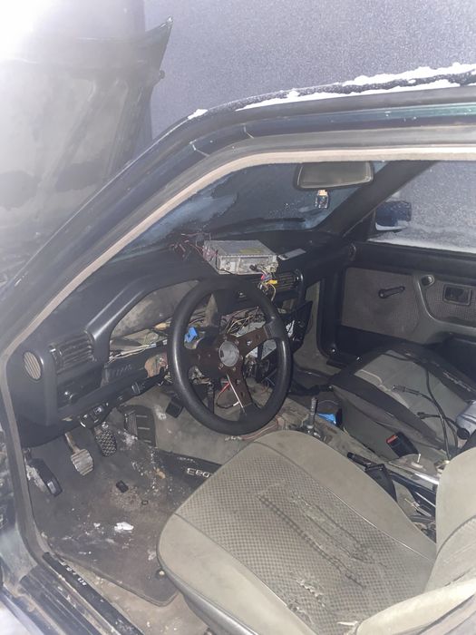 Продам bmw e30 м20б20