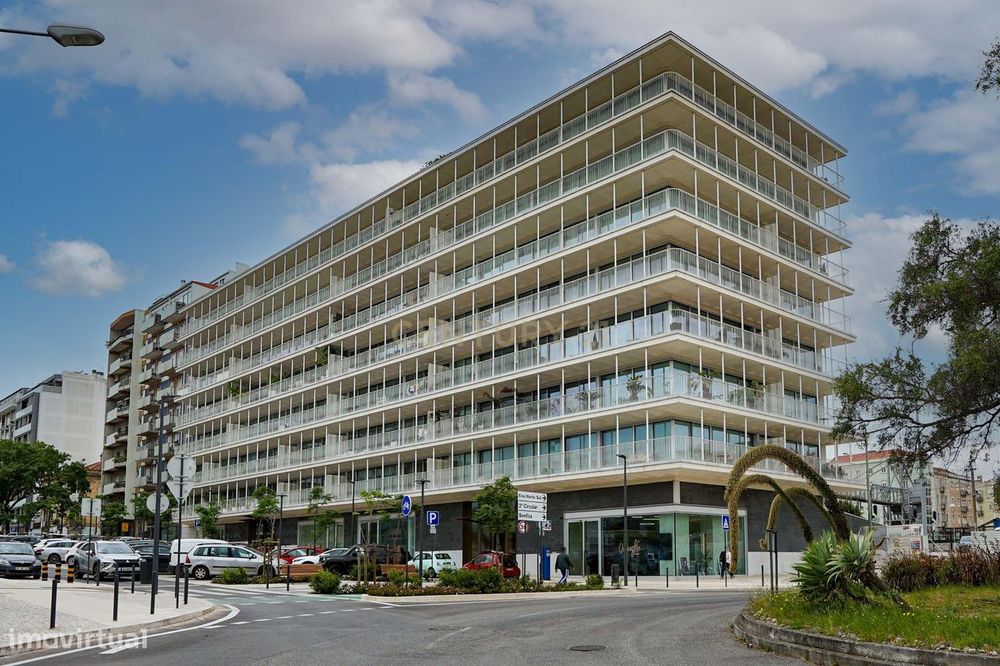 Luxuoso e Elegante Apartamento T3 em Avenidas Novas, Lisboa