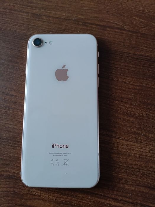 iPhone 8 dow wymiany wyświetlacz