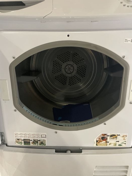 Maquina de secar Indesit