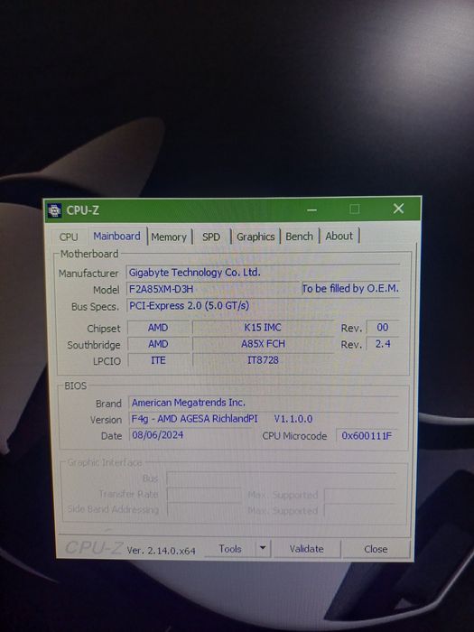 Motherboard GigaByte GA-F2A85XM-D3H + CPU + RAM